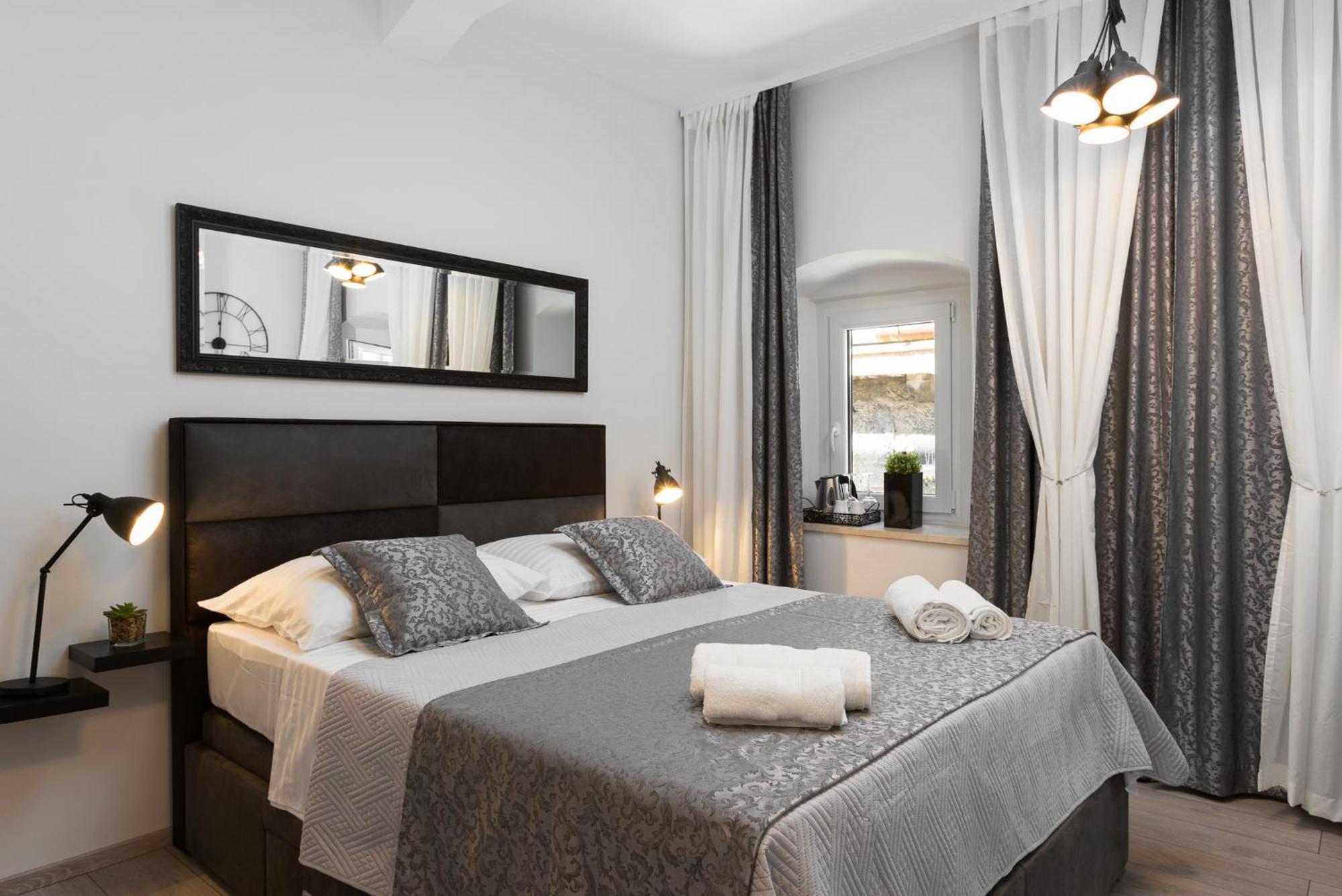 Апартаменти Split Luxury Collection Split Centre Номер фото